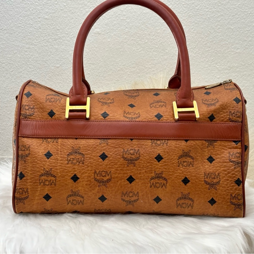 MCM Boston handbag size 32